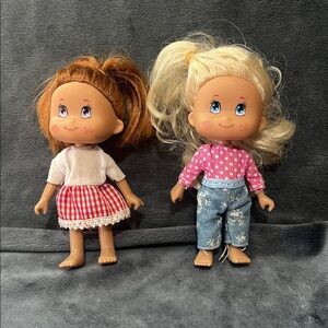 Vintage dolls set of 2 Greenbrier International dolls